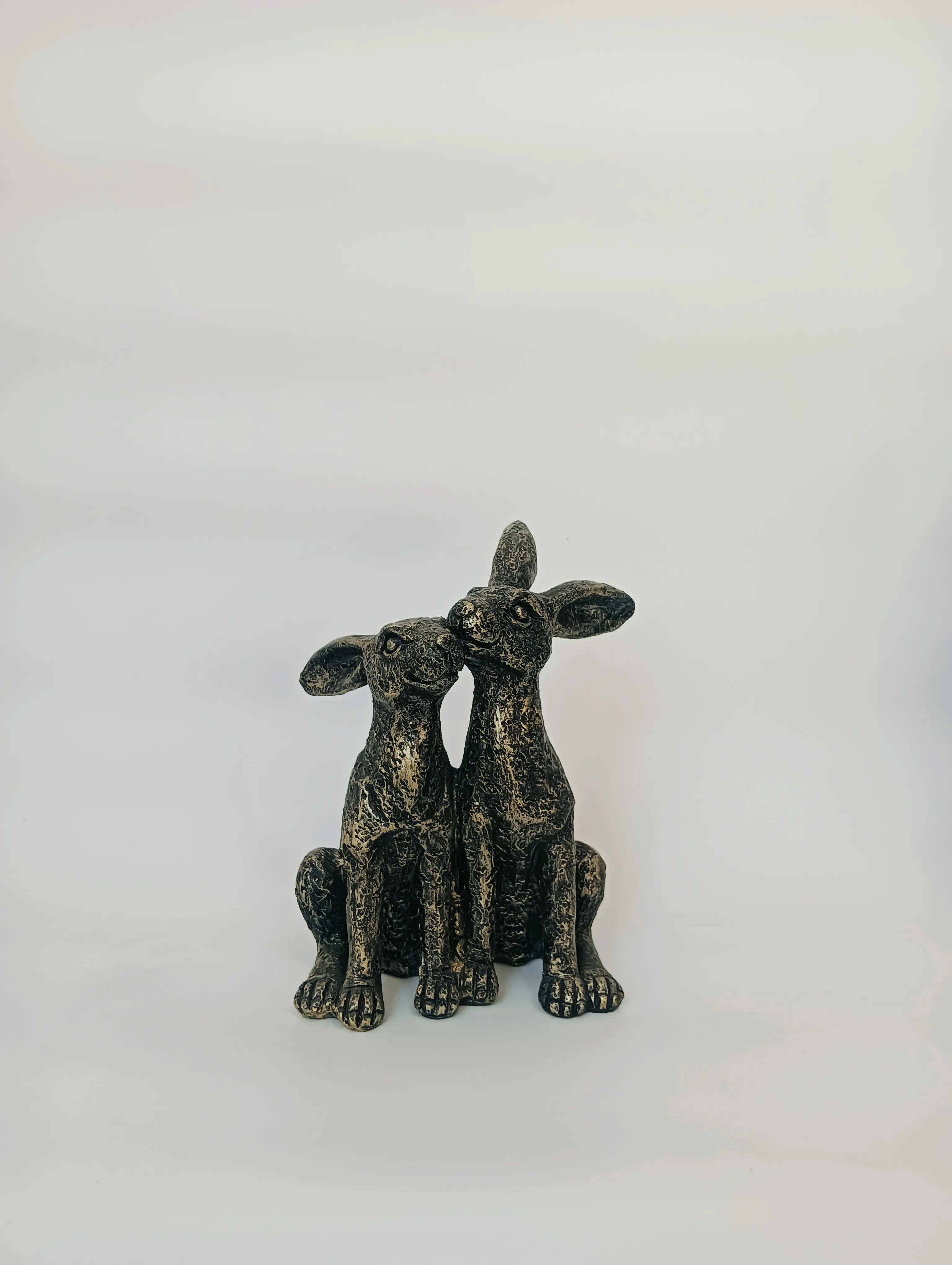 Joined hare aged gold (Medium Pair)
